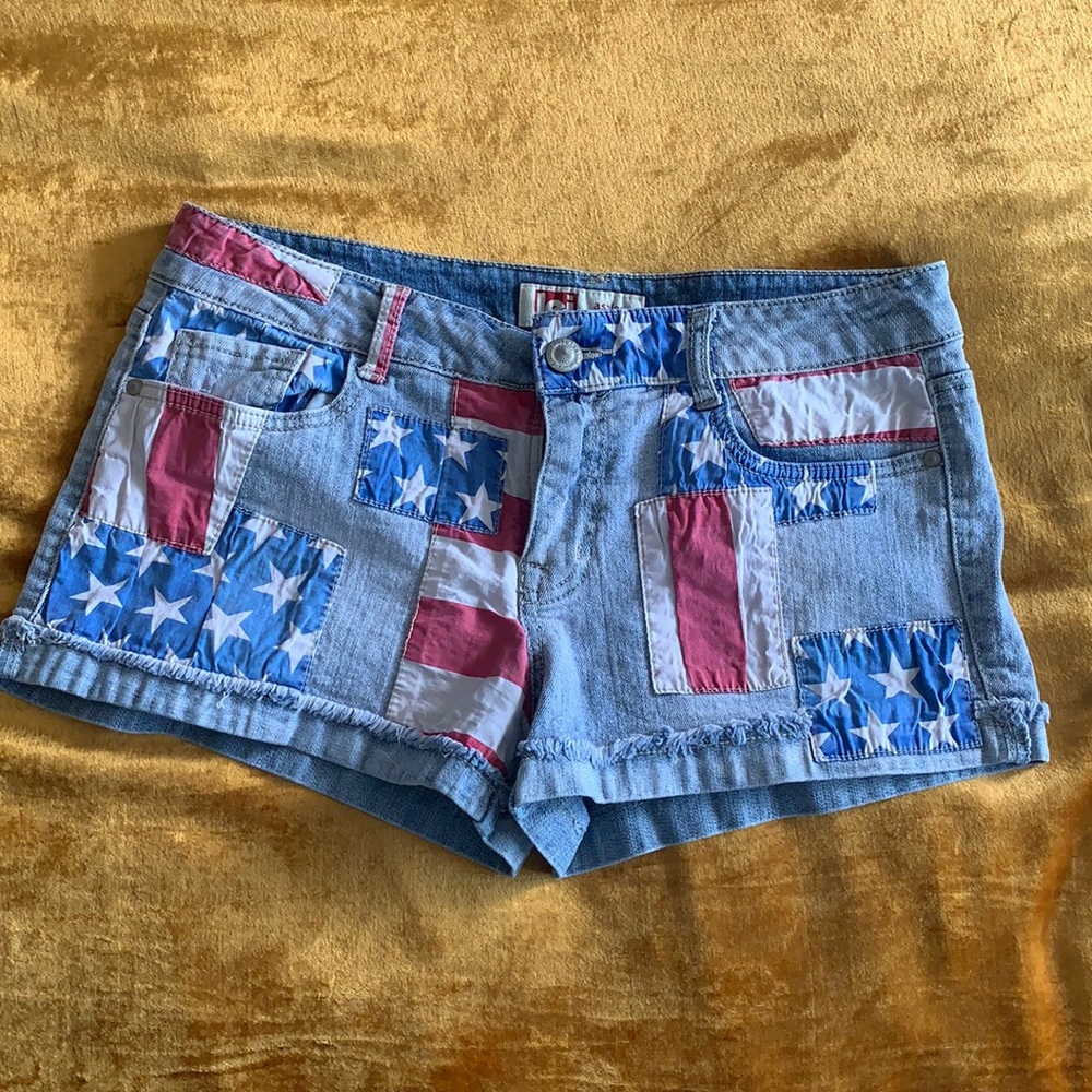 lei Light Blue Denim Patchwork Shorts with Red, White & Blue Stars